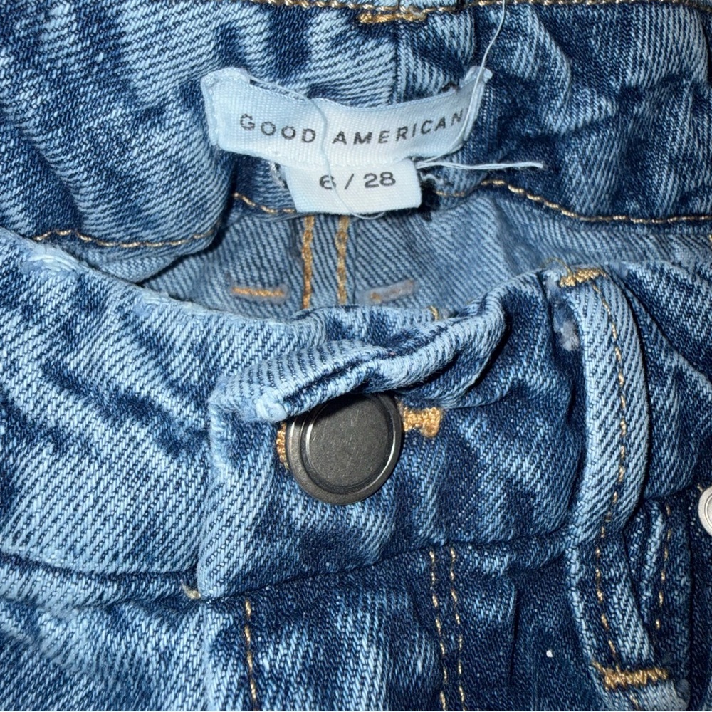 Good American GNIC0999T Distressed 100% Cotton Straight Leg Jeans | Size 6 / 28 - Picture 16 of 17